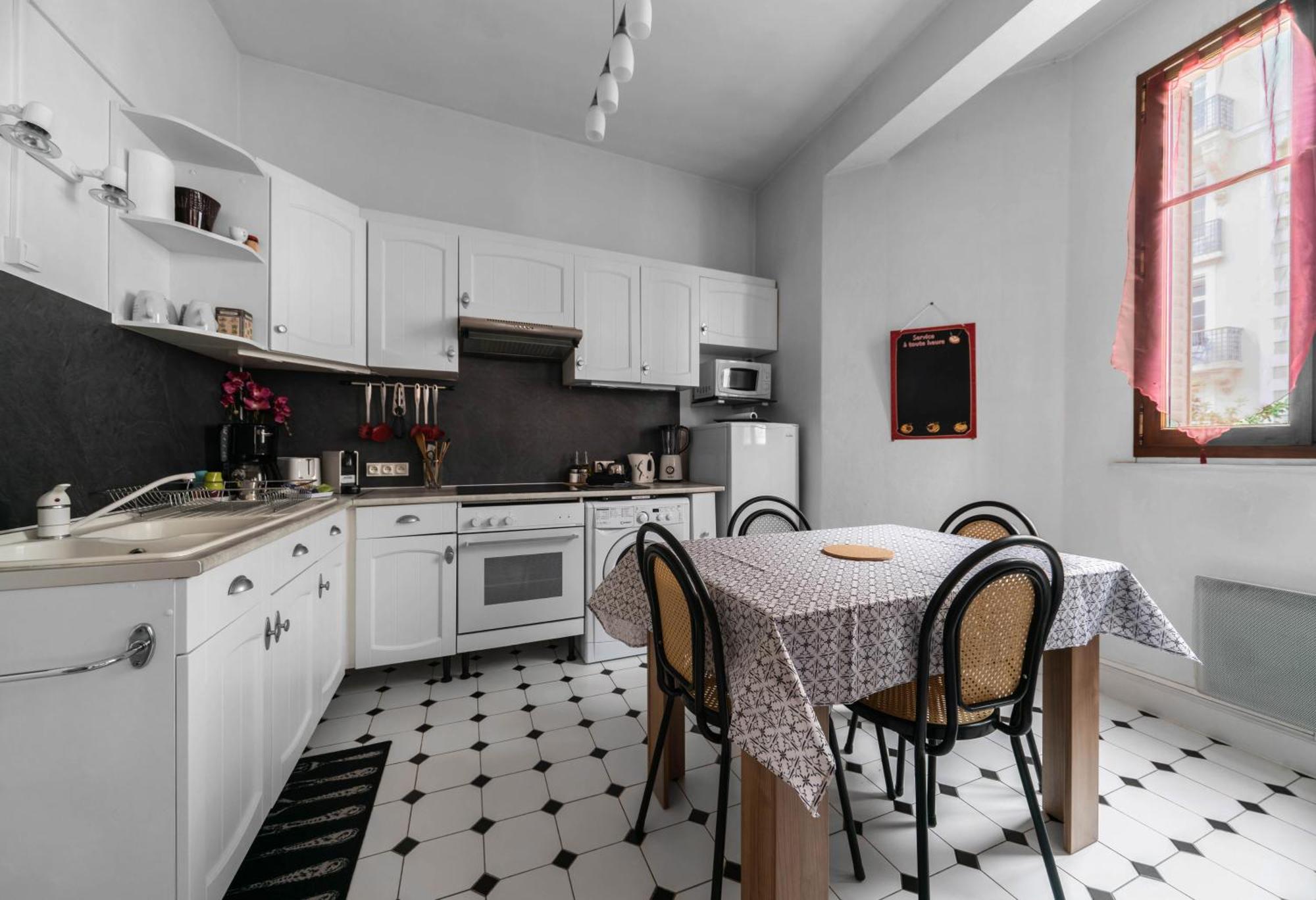 Le Lasteyras - Appartement Charmant En Centre Ville Βισύ Εξωτερικό φωτογραφία