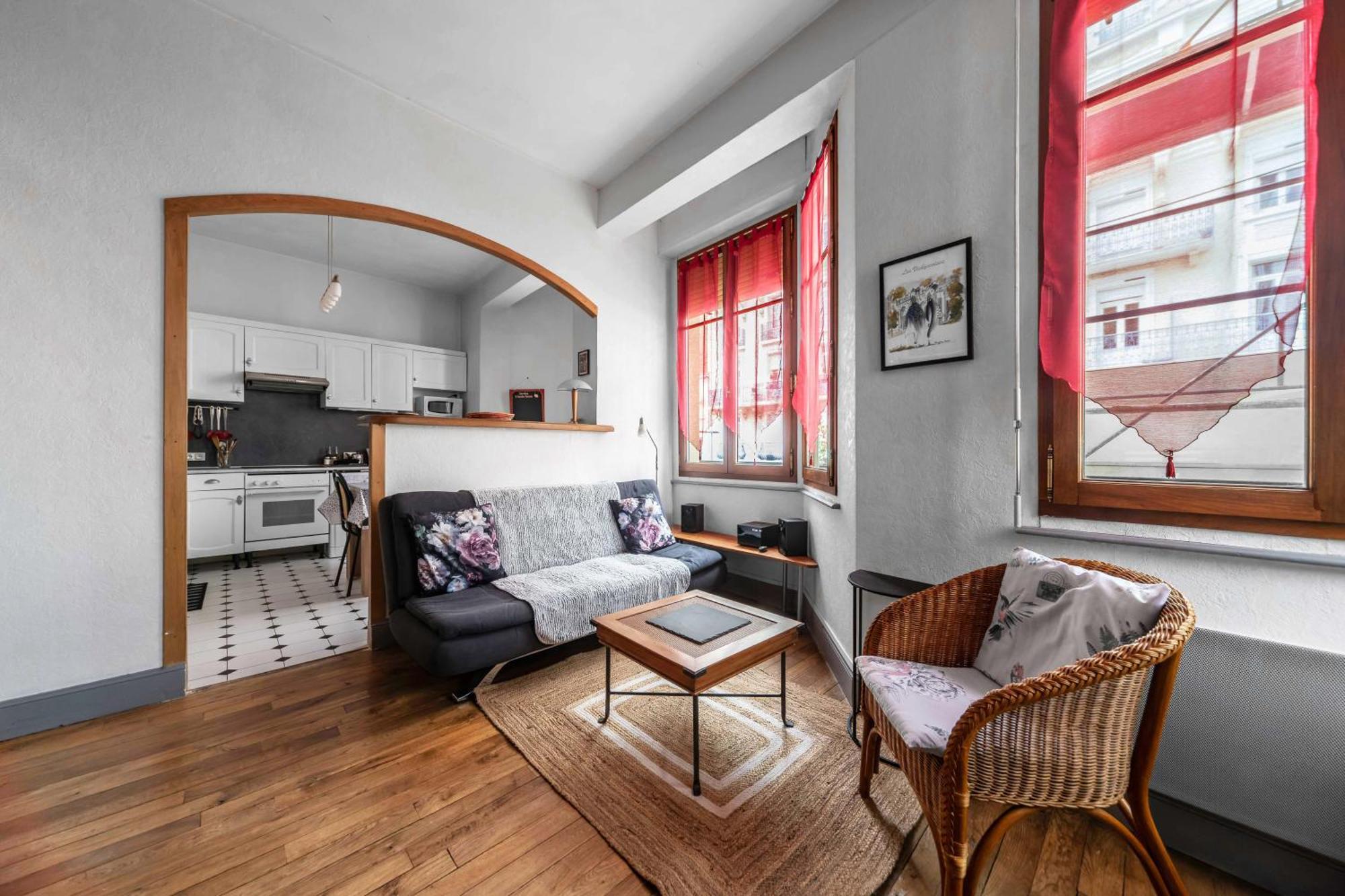 Le Lasteyras - Appartement Charmant En Centre Ville Βισύ Εξωτερικό φωτογραφία